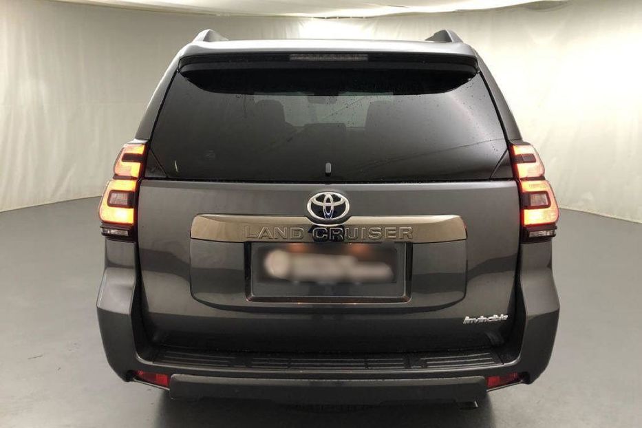 Продам Toyota Land Cruiser Prado 2019 года в Киеве