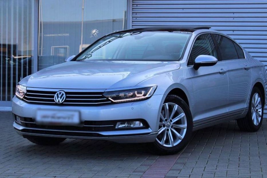 Продам Volkswagen Passat B8 2019 года в Киеве