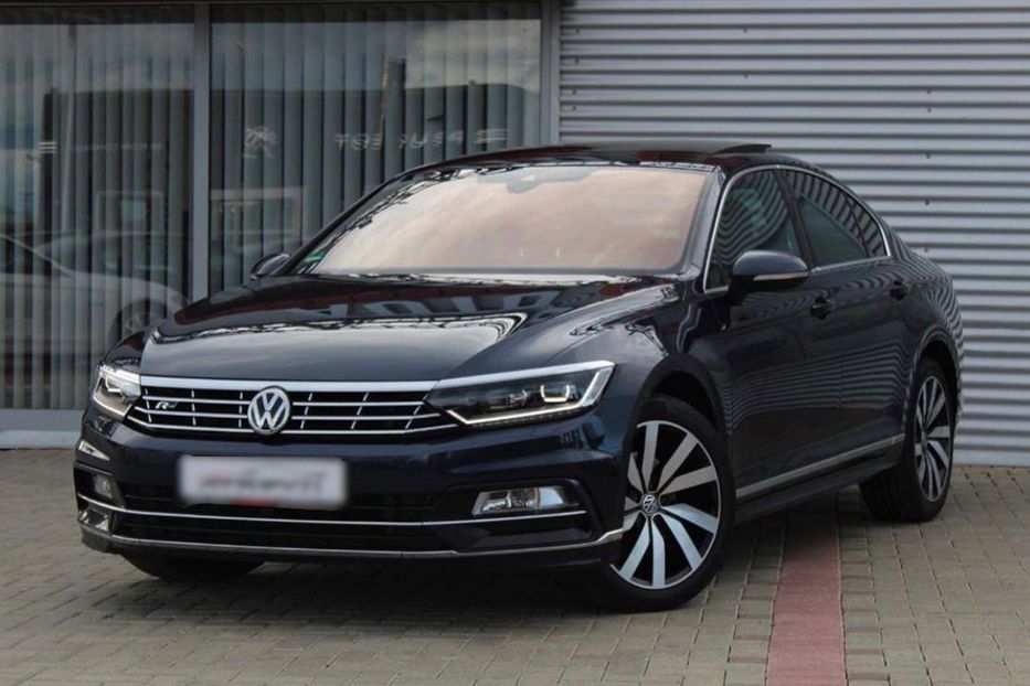 Продам Volkswagen Passat B8 2018 года в Киеве