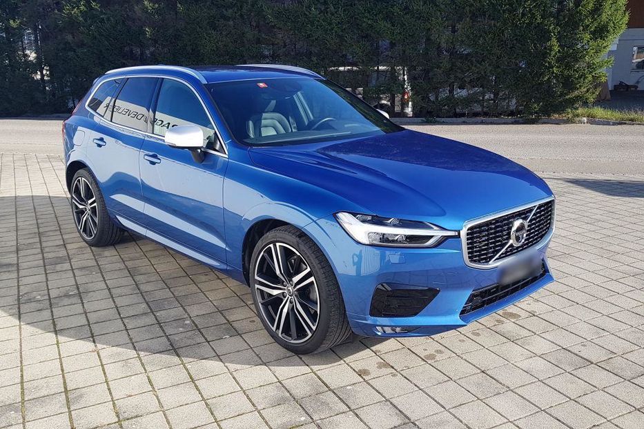 Продам Volvo XC60 2019 года в Киеве