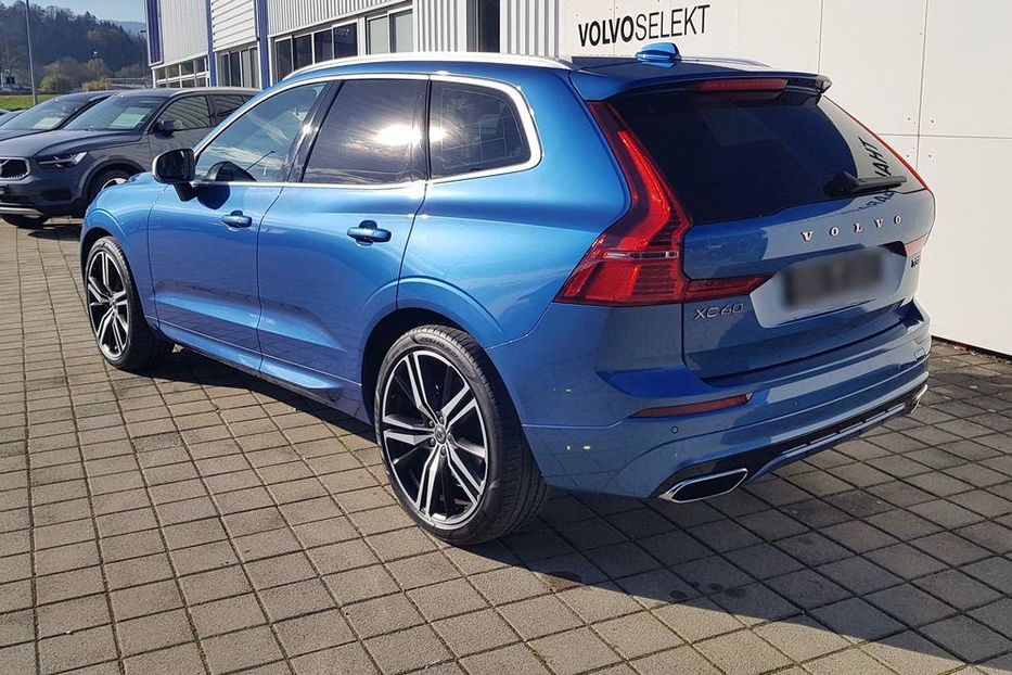 Продам Volvo XC60 2019 года в Киеве