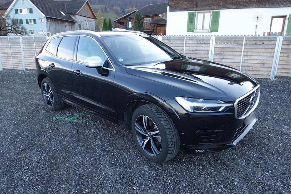 Продам Volvo XC60 2018 года в Киеве