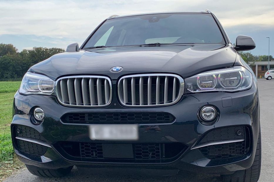 Продам BMW X5 2017 года в Киеве