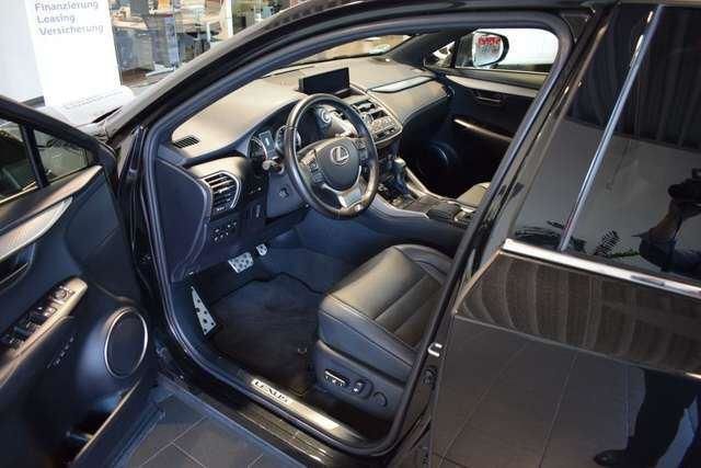Продам Lexus RX 300 2019 года в Киеве