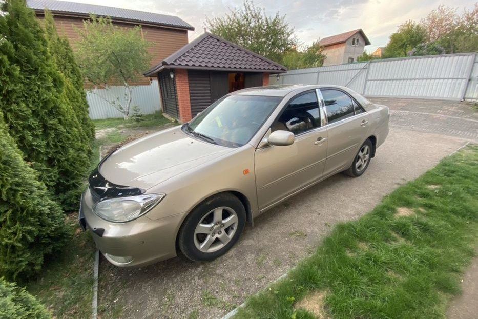 Продам Toyota Camry XLE 2002 года в Киеве