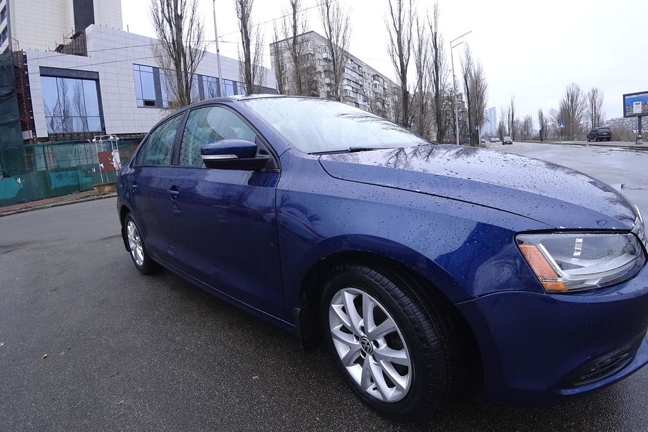 Продам Volkswagen Jetta 2012 года в Киеве