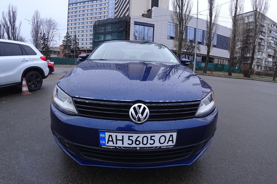 Продам Volkswagen Jetta 2012 года в Киеве