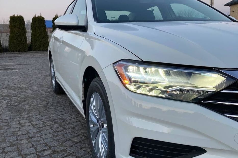 Продам Volkswagen Jetta 2019 года в Львове