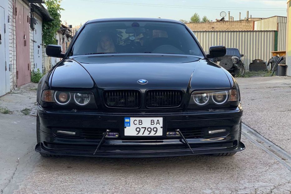 Продам BMW 740 Е38-740 2000 года в Киеве