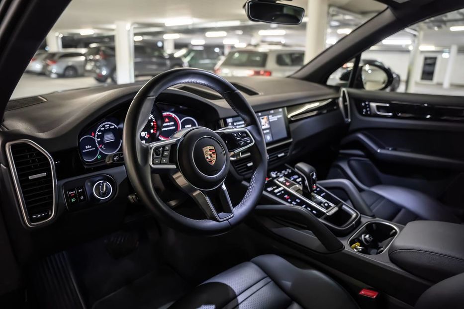 Продам Porsche Cayenne 2020 года в Киеве