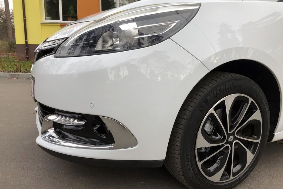 Продам Renault Grand Scenic BOSE 2014 года в Киеве