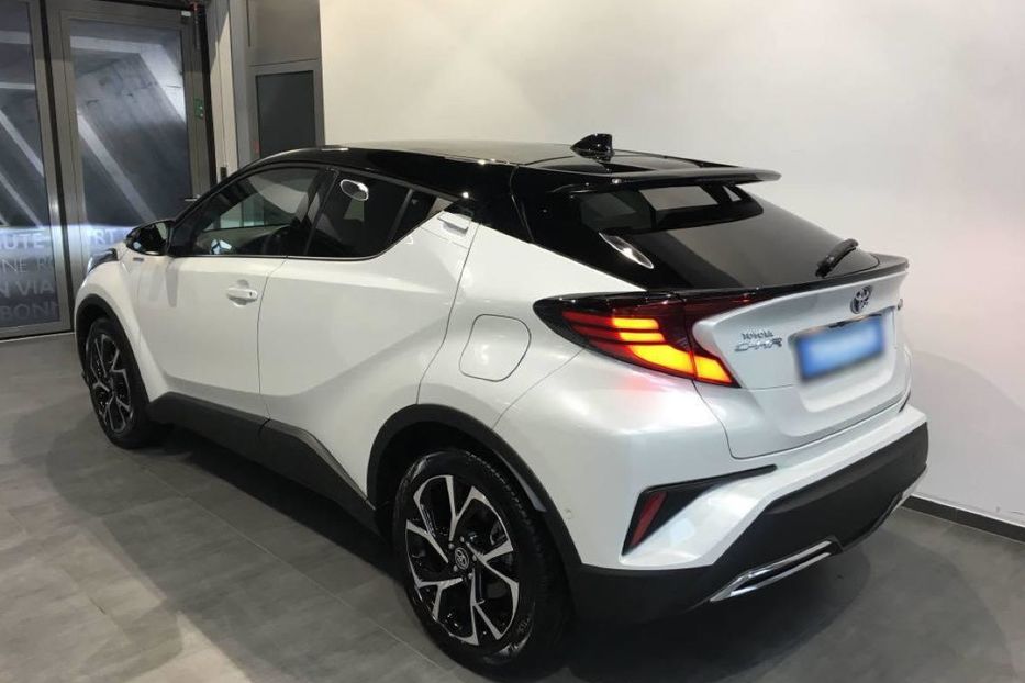 Продам Toyota C-HR 2020 года в Киеве