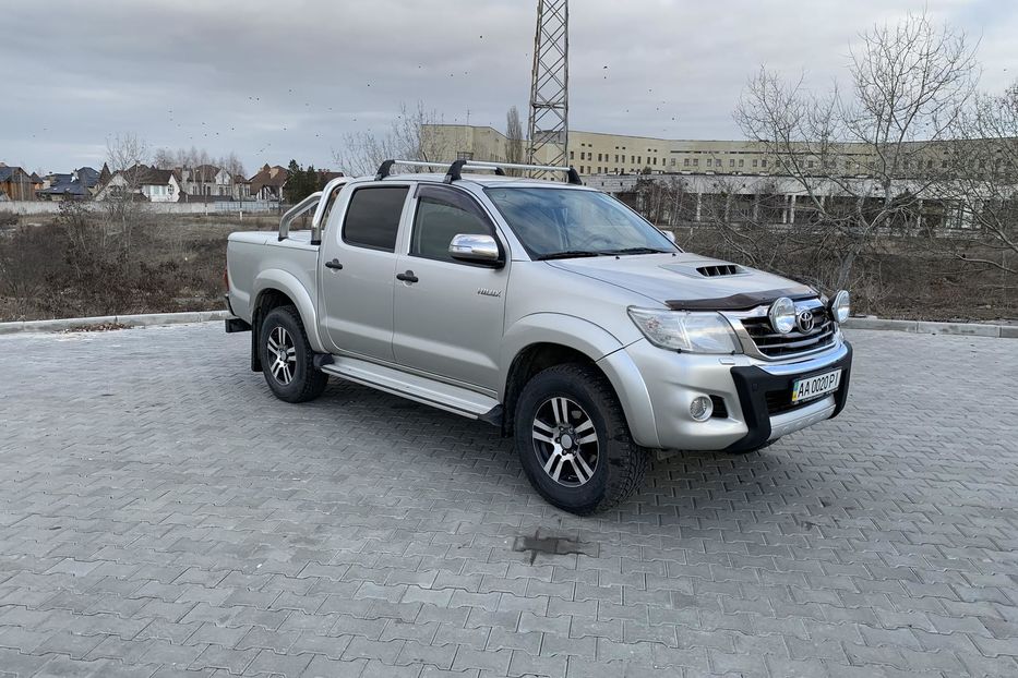 Продам Toyota Hilux 2012 года в г. Косов, Ивано-Франковская область