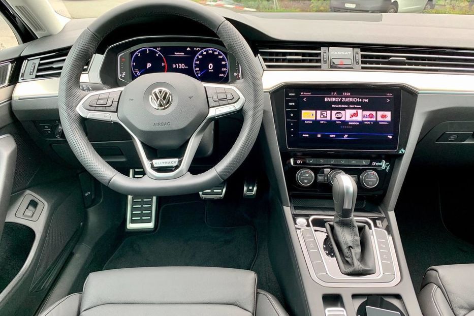 Продам Volkswagen Passat Alltrack 2020 года в Киеве
