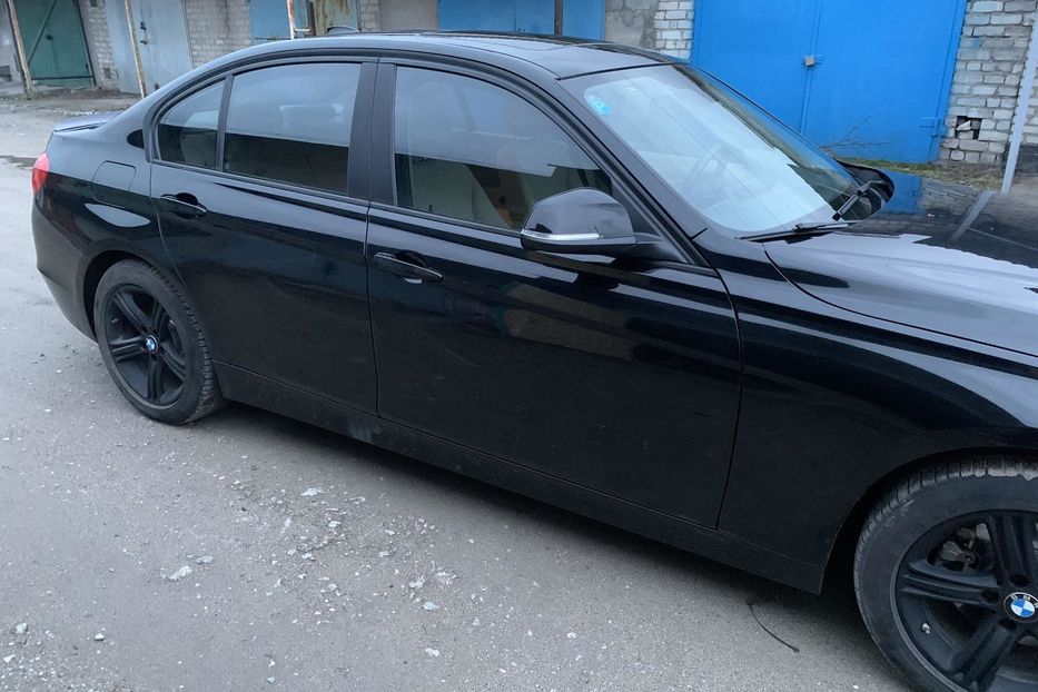 Продам BMW 328 F30 2014 года в Запорожье