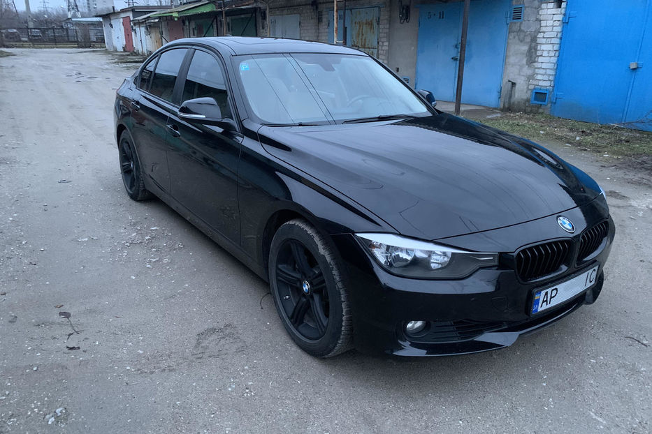 Продам BMW 328 F30 2014 года в Запорожье