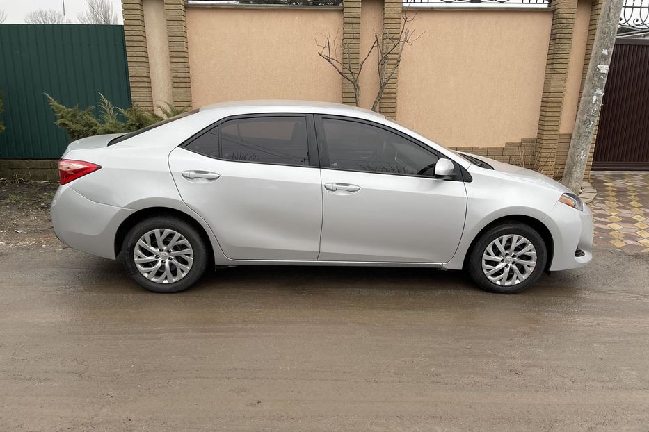 Продам Toyota Corolla SE 2017 года в г. Кривой Рог, Днепропетровская область