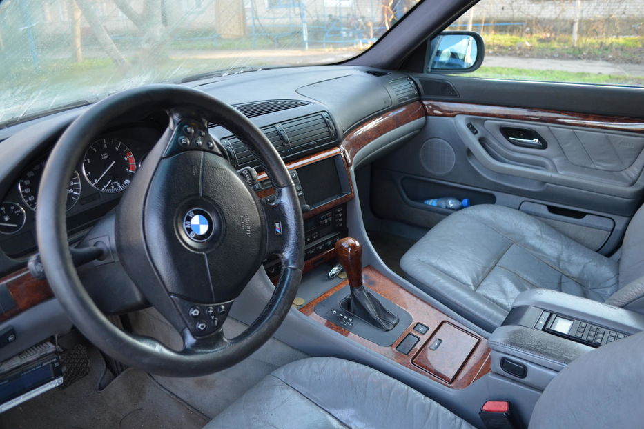 Продам BMW 735 Седан 2000 года в Николаеве
