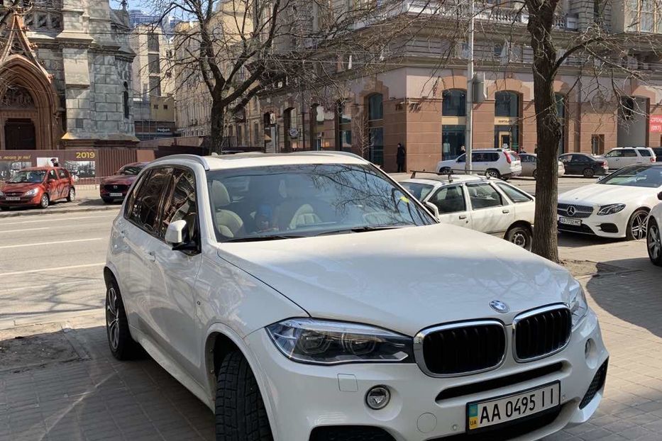 Продам BMW X5 M FULL VERSION 2014 года в Киеве