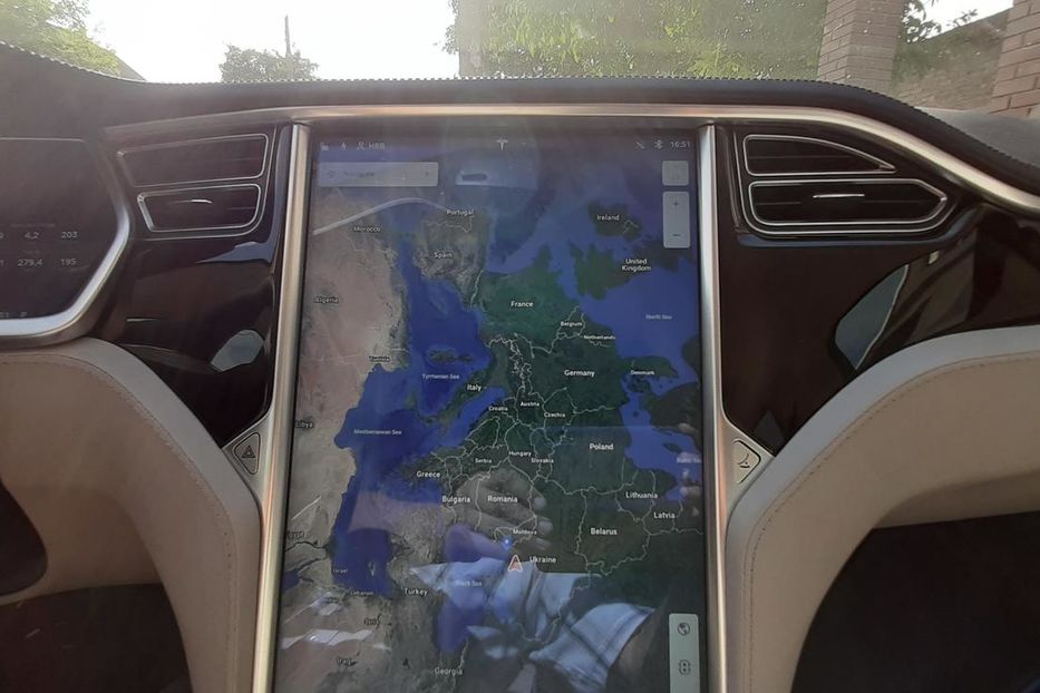 Продам Tesla Model S S 2013 года в Николаеве
