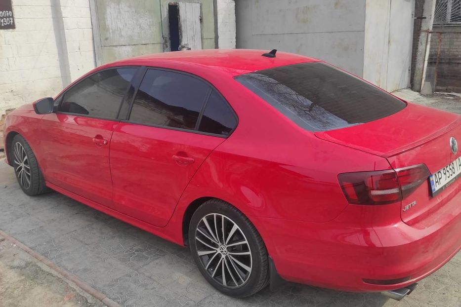 Продам Volkswagen Jetta sport 2016 года в Запорожье