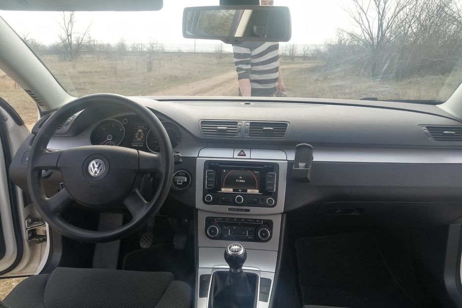 Продам Volkswagen Passat B6 2010 года в г. Дзержинск, Донецкая область