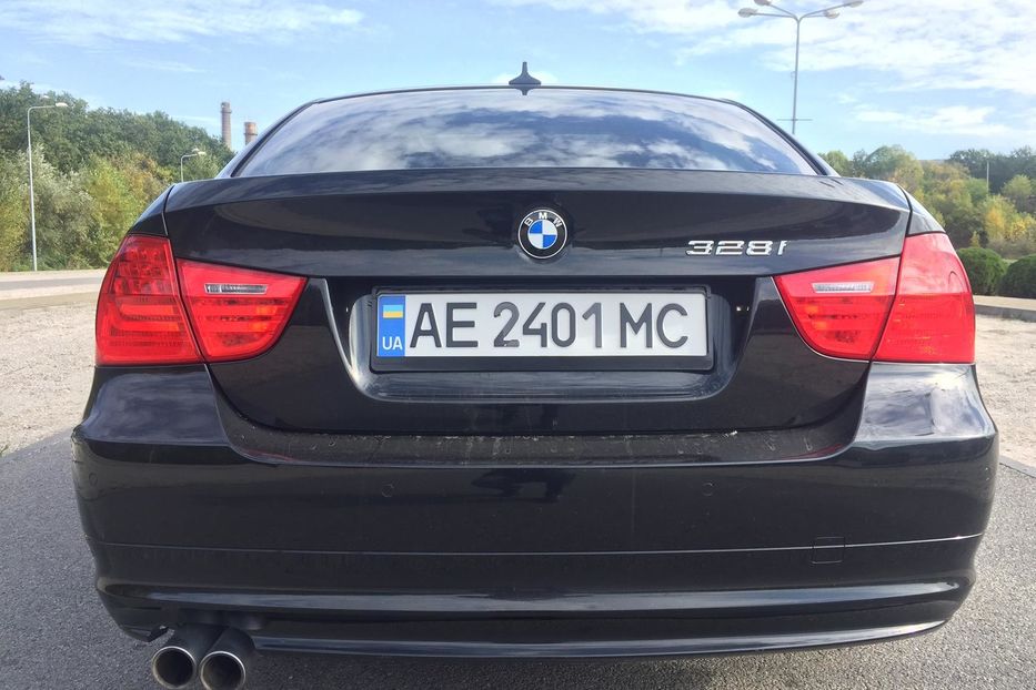 Продам BMW 328 xDrive 2011 года в Днепре