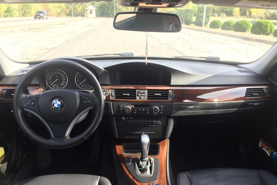 Продам BMW 328 xDrive 2011 года в Днепре