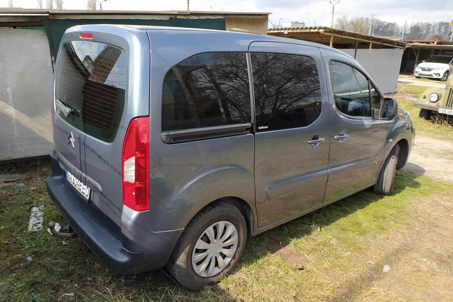 Продам Citroen Berlingo пасс. Multispace 2011 года в Киеве