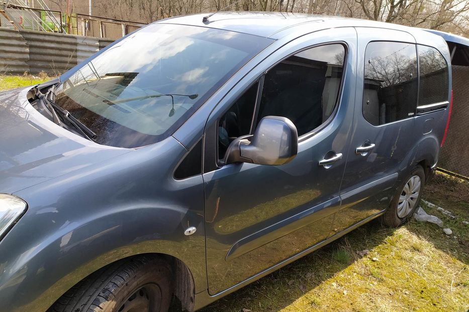 Продам Citroen Berlingo пасс. Multispace 2011 года в Киеве