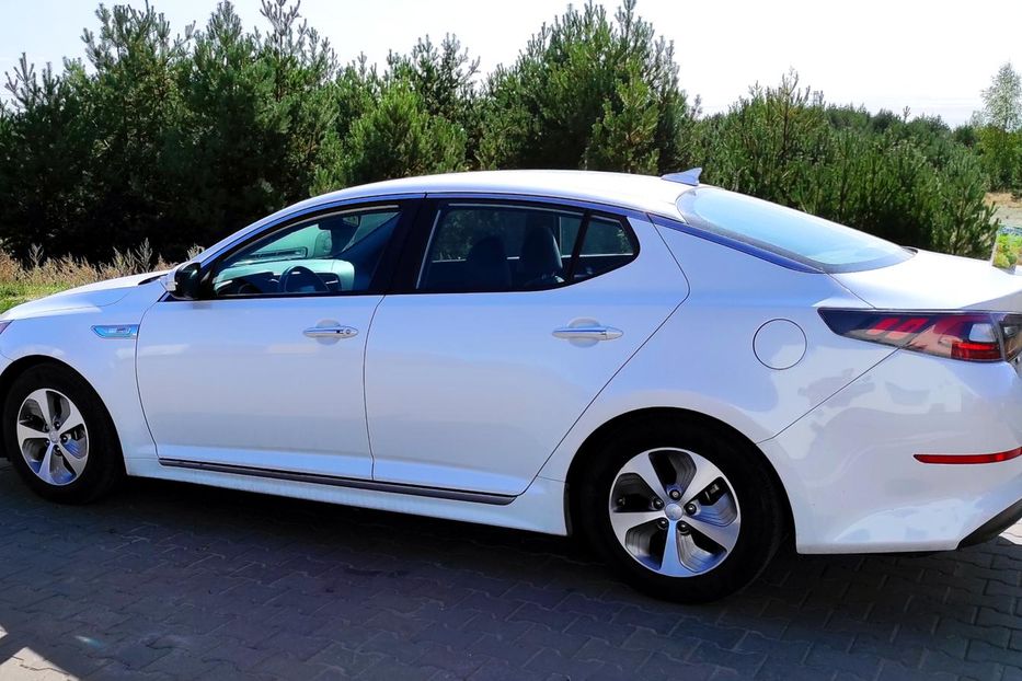 Продам Kia Optima Hybrid 2.4 2015 года в Киеве