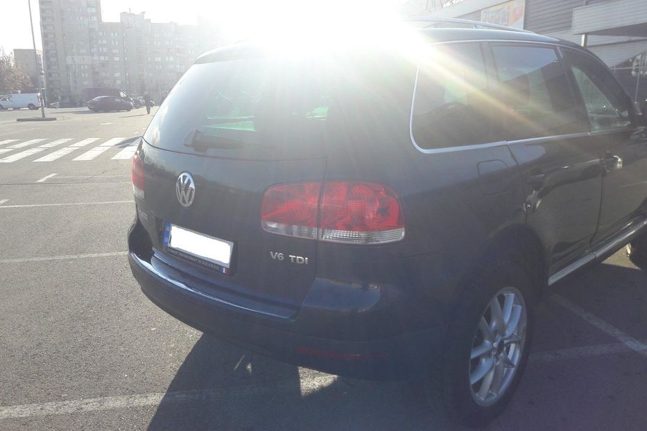 Продам Volkswagen Touareg 2006 года в Киеве