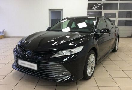 Продам Toyota Camry 2020 года в Киеве