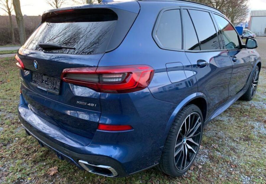 Продам BMW X5 40i 2020 года в Киеве