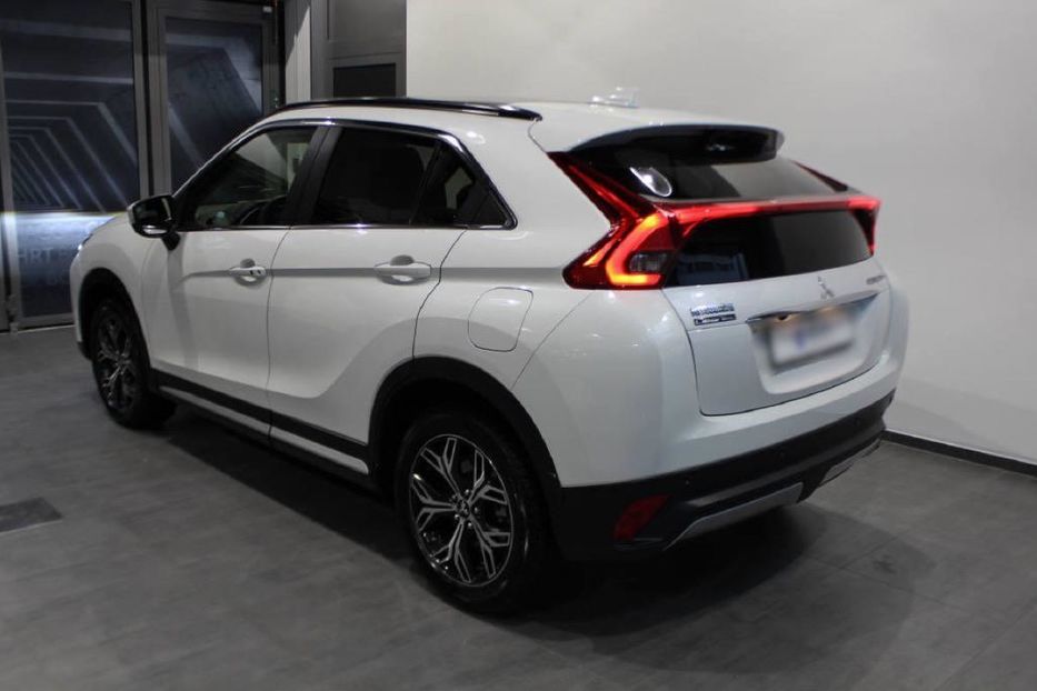 Продам Mitsubishi Eclipse Cross 2020 года в Киеве