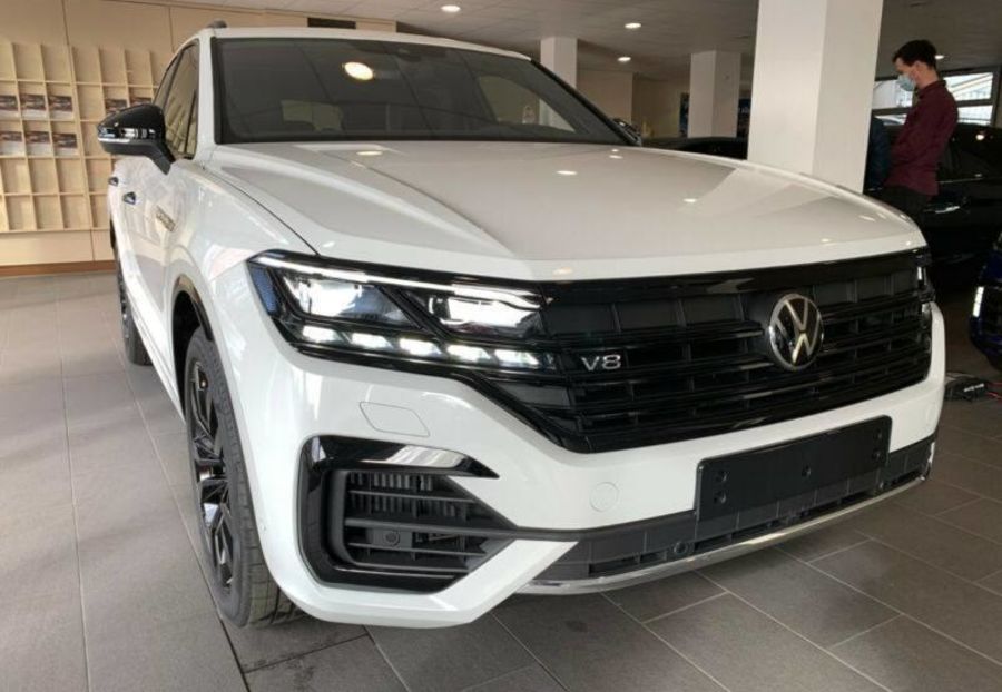 Продам Volkswagen Touareg 2020 года в Киеве