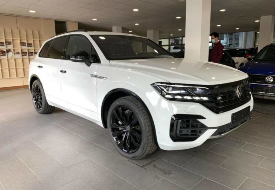 Продам Volkswagen Touareg 2020 года в Киеве