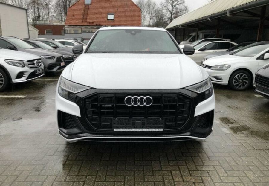 Продам Audi Q8 2018 года в Киеве