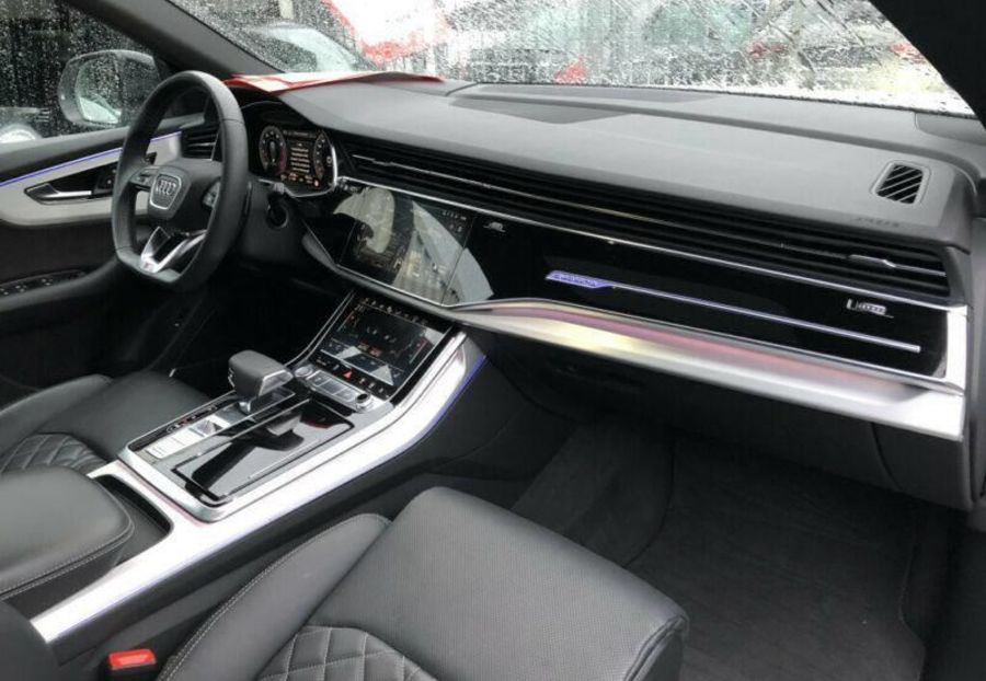 Продам Audi Q8 2018 года в Киеве