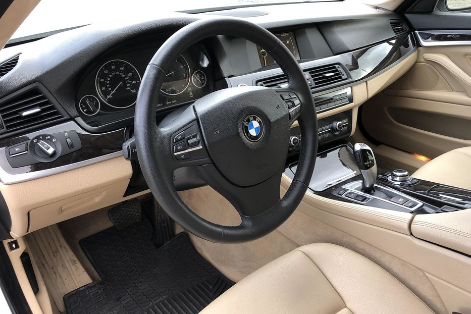 Продам BMW 528 2013 года в Одессе