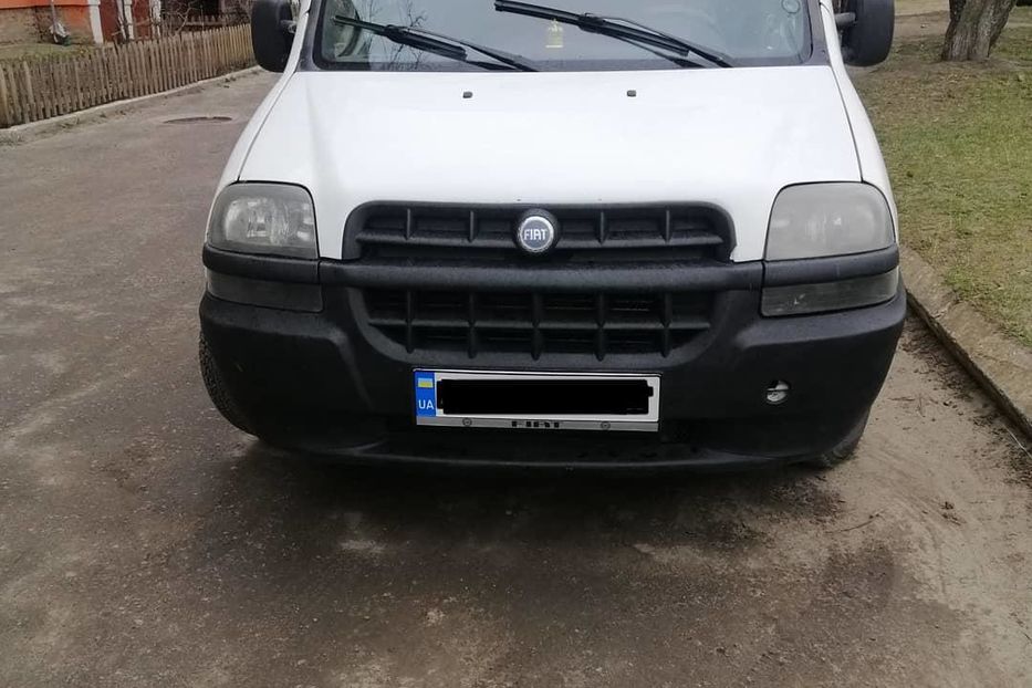 Продам Fiat Doblo пасс. 2003 года в Ровно