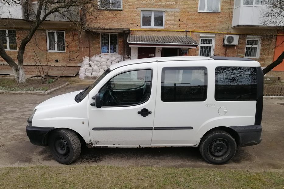 Продам Fiat Doblo пасс. 2003 года в Ровно