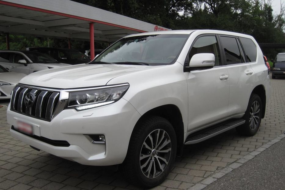 Продам Toyota Land Cruiser Prado 2019 года в Киеве