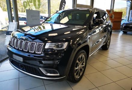 Продам Jeep Grand Cherokee 2020 года в Киеве