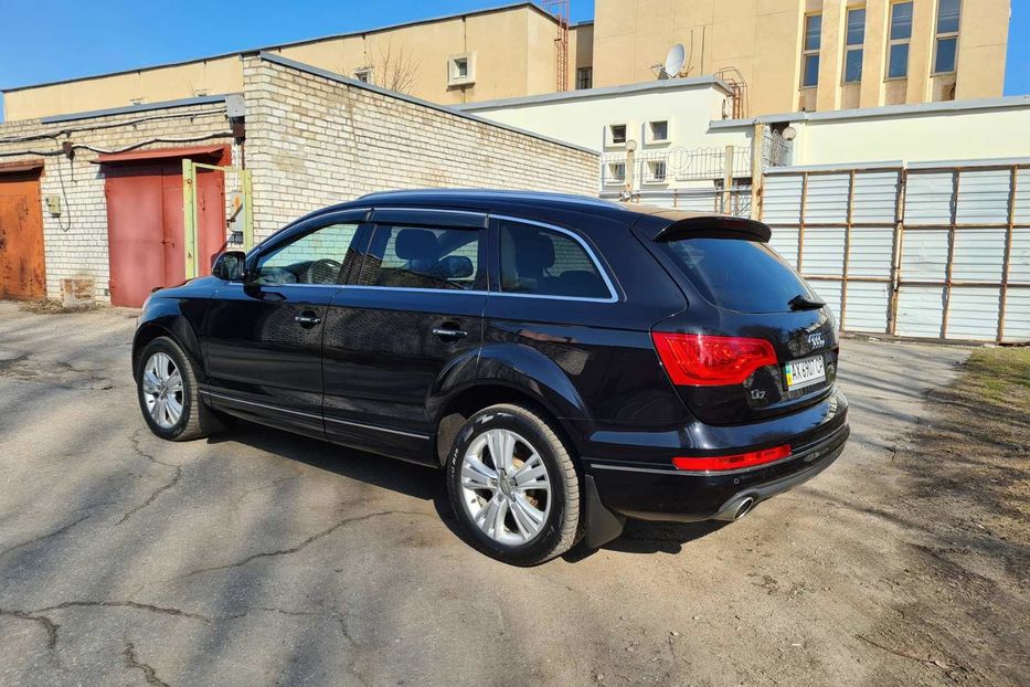 Продам Audi Q7 2012 года в Харькове