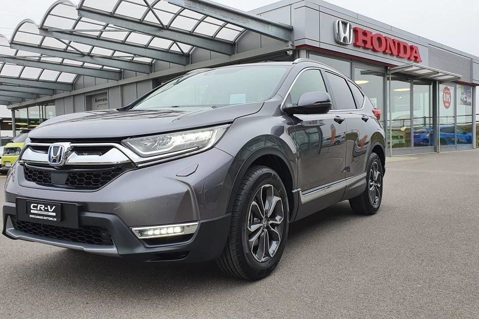 Продам Honda CR-V 2020 года в Киеве