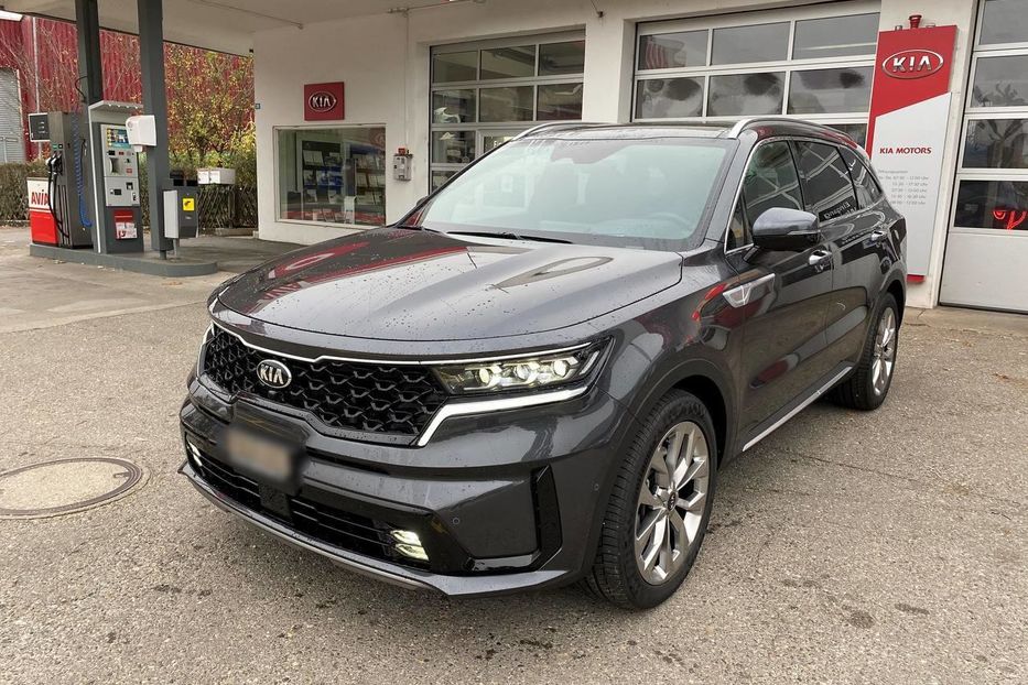 Продам Kia Sorento 2021 года в Киеве