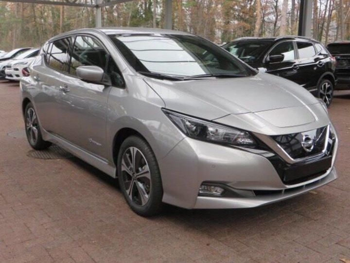 Продам Nissan Leaf 2019 года в Киеве