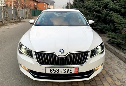 Продам Skoda Superb 2.0TDI NE FARBOVANA 2017 года в Киеве