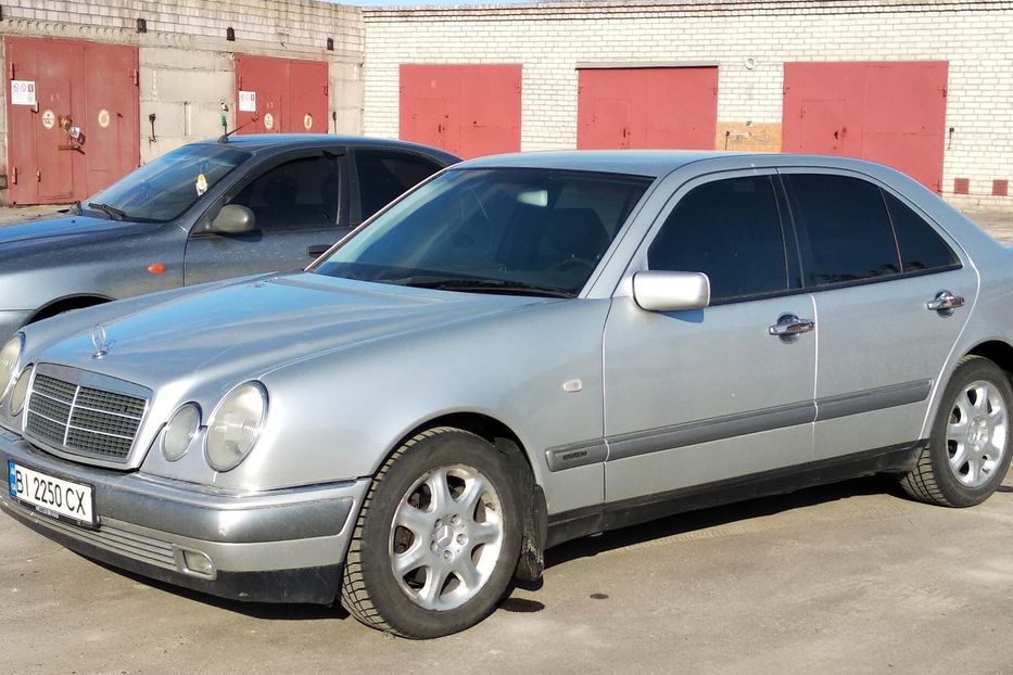 Продам Mercedes-Benz 210 1998 года в г. Кременчуг, Полтавская область